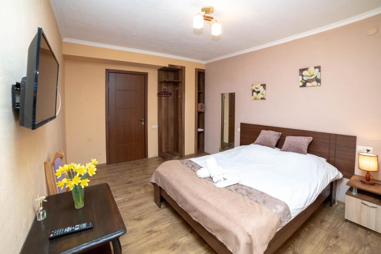 תלאווי Guest House Kavkasioni 33 מראה חיצוני תמונה