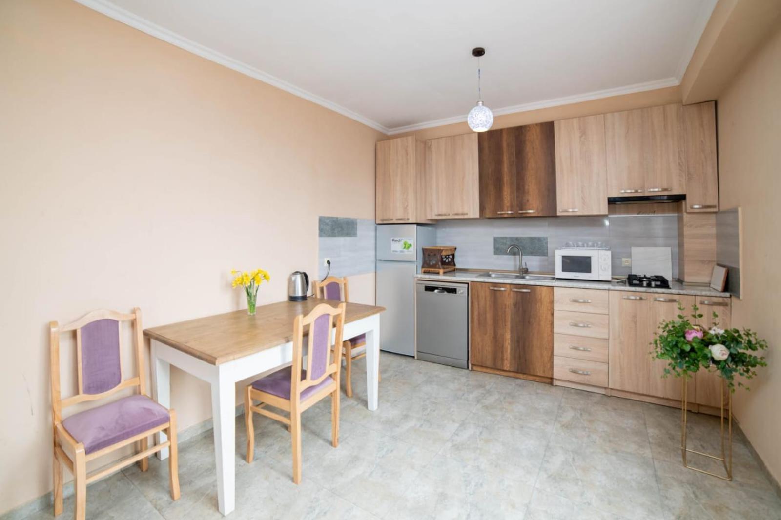 תלאווי Guest House Kavkasioni 33 מראה חיצוני תמונה