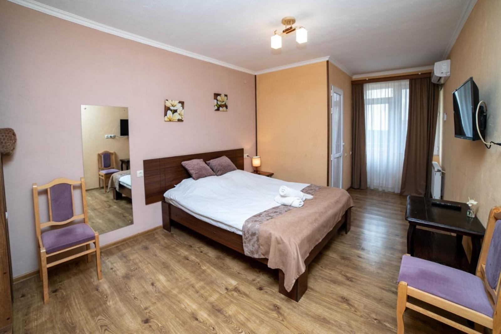 תלאווי Guest House Kavkasioni 33 מראה חיצוני תמונה