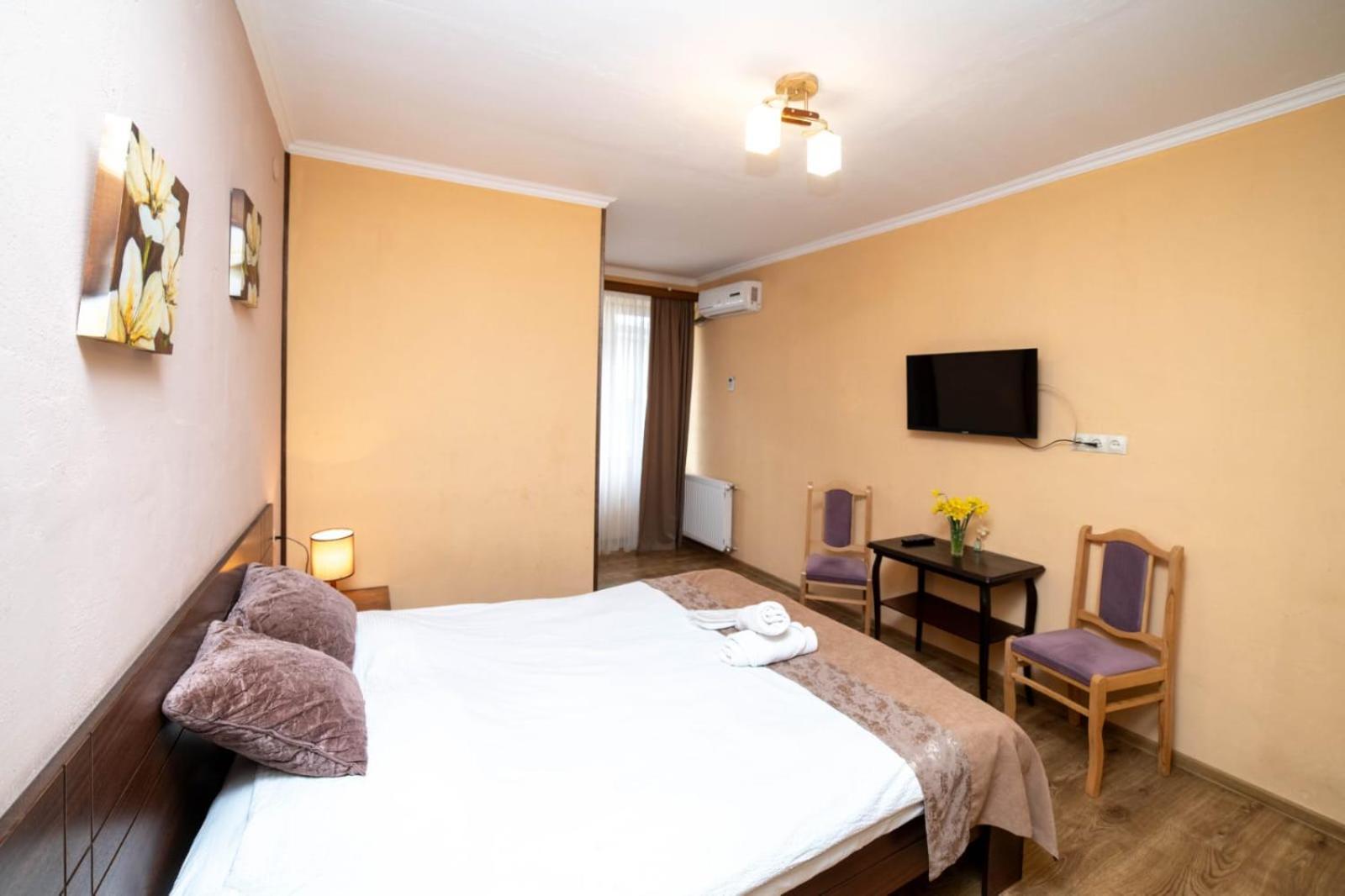 תלאווי Guest House Kavkasioni 33 מראה חיצוני תמונה